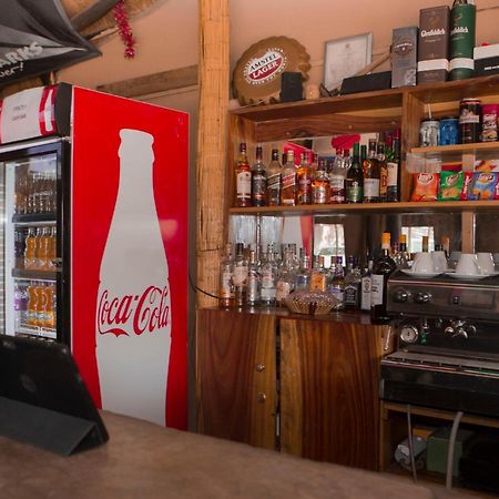 Lusaka Backpackers Hostel Bagian luar foto