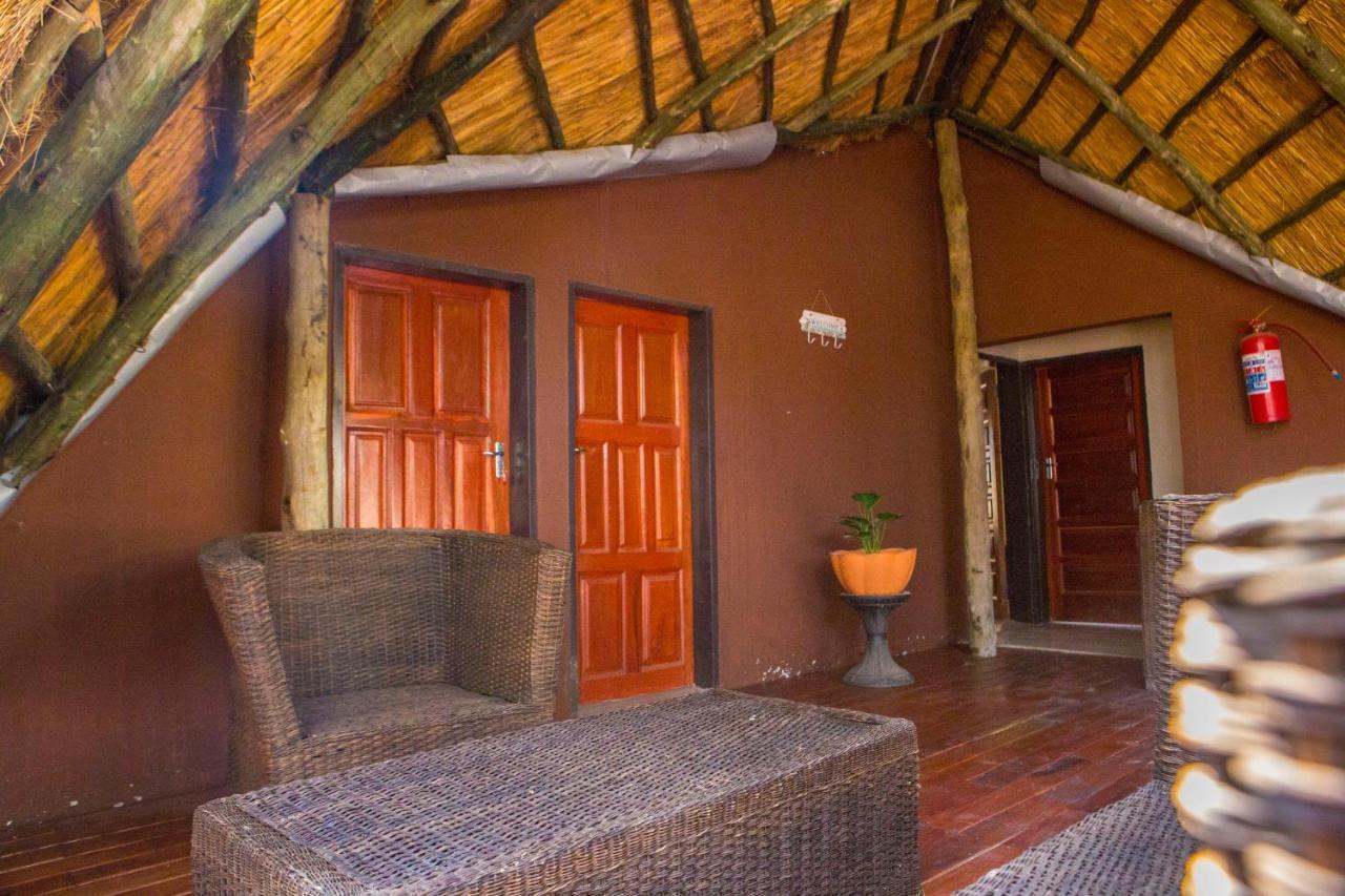 Lusaka Backpackers Hostel Bagian luar foto