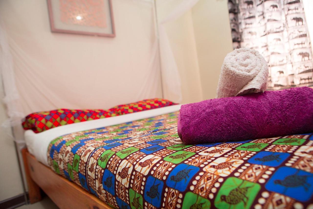 Lusaka Backpackers Hostel Bagian luar foto