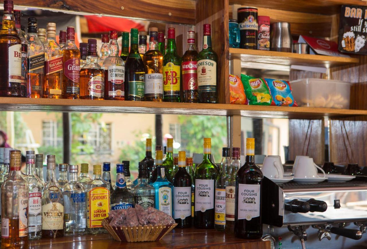 Lusaka Backpackers Hostel Bagian luar foto