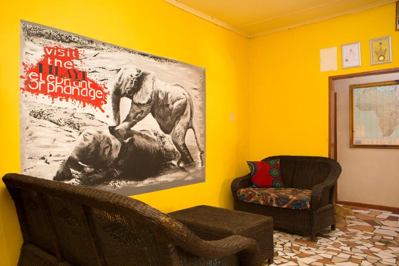 Lusaka Backpackers Hostel Bagian luar foto
